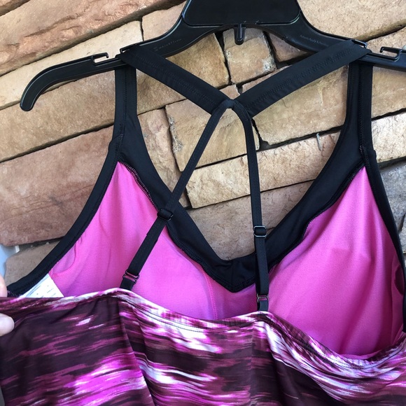 Nike Women’s Blur V-Neck Tankini Swimsuit Top Pink Adjustable Straps Large NWT - Picture 4 of 8